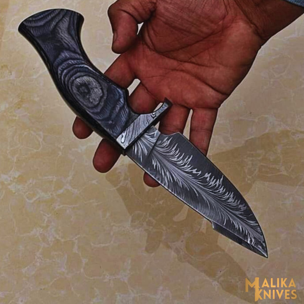 Feather Pattern Damascus Steel Hunting Knife: Pakka wood Handle for Unmatched Grip & Performance-0334