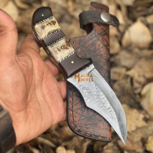 “Exceptional Damascus Steel Skinner Knife with Genuine Stag Horn Handle – Ultimate Precision for Hunting and Outdoor Enthusiasts-0040