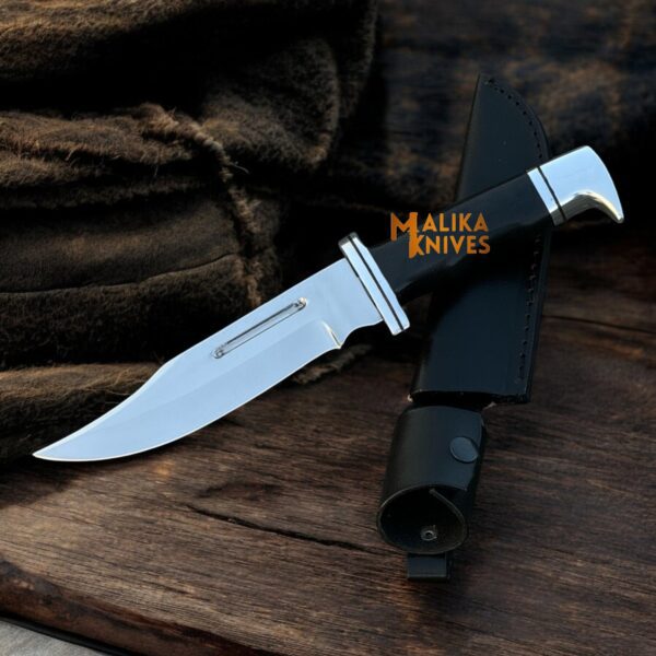 Clip Point Bowie Knife with D2 Steel Blade and G10 Handle – Includes Leather Sheath for Hunting and Survival.